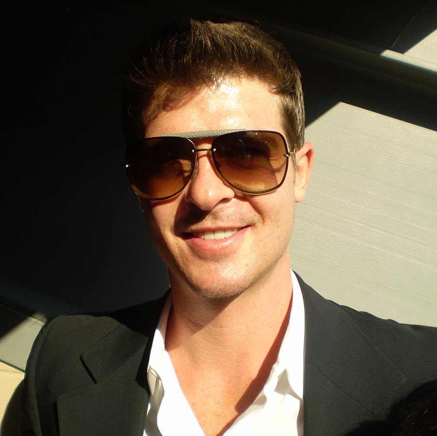 Robin Thicke (Bild by Michelle Uthoff-Campbell [CC BY-SA 2.0], via Wikimedia Commons)