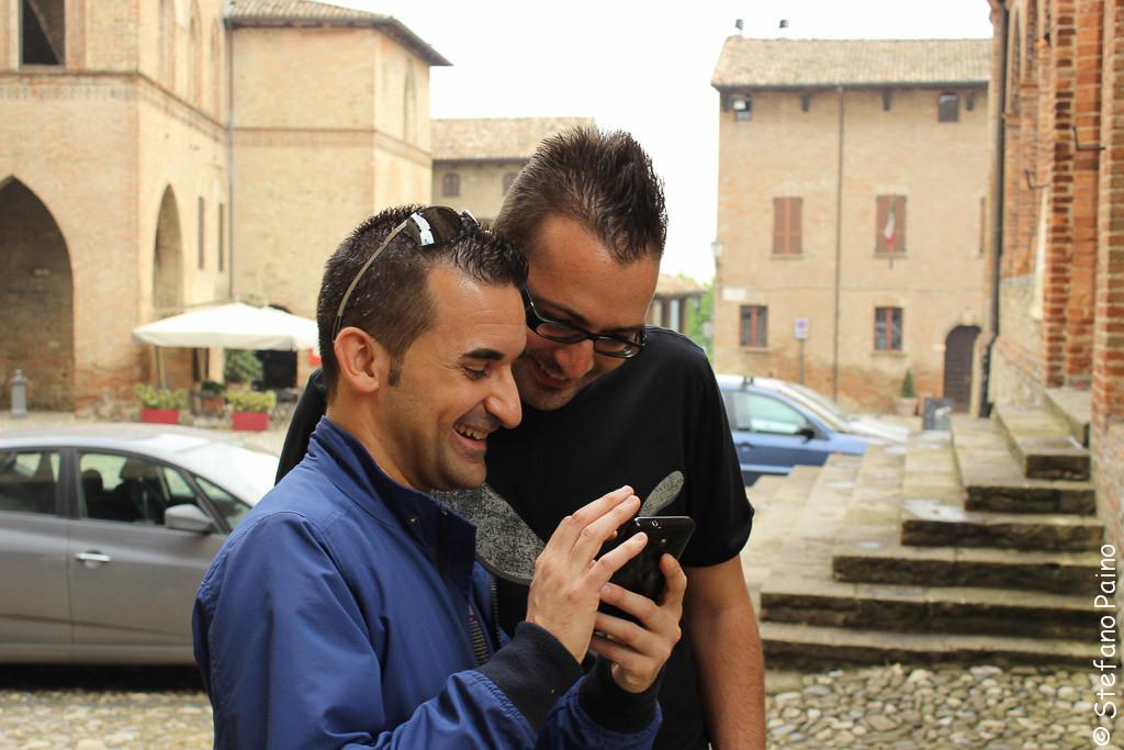 mobile generation (adapted) (Image by Stefano [CC BY-SA 2.0] via Flickr)