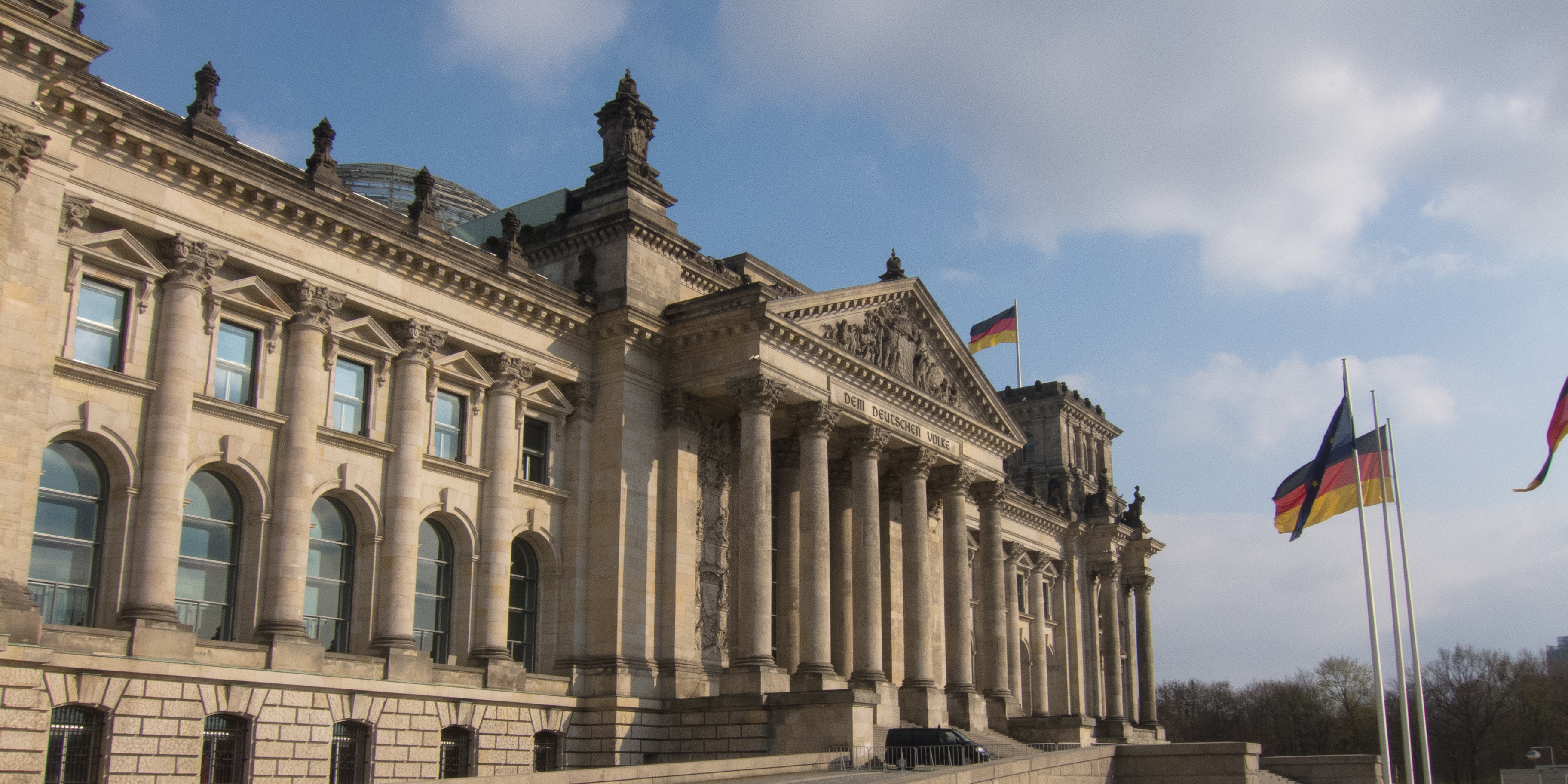 Bundestag (adapted) (Image by Thomas Quine [CC BY 2.0] via Flickr)
