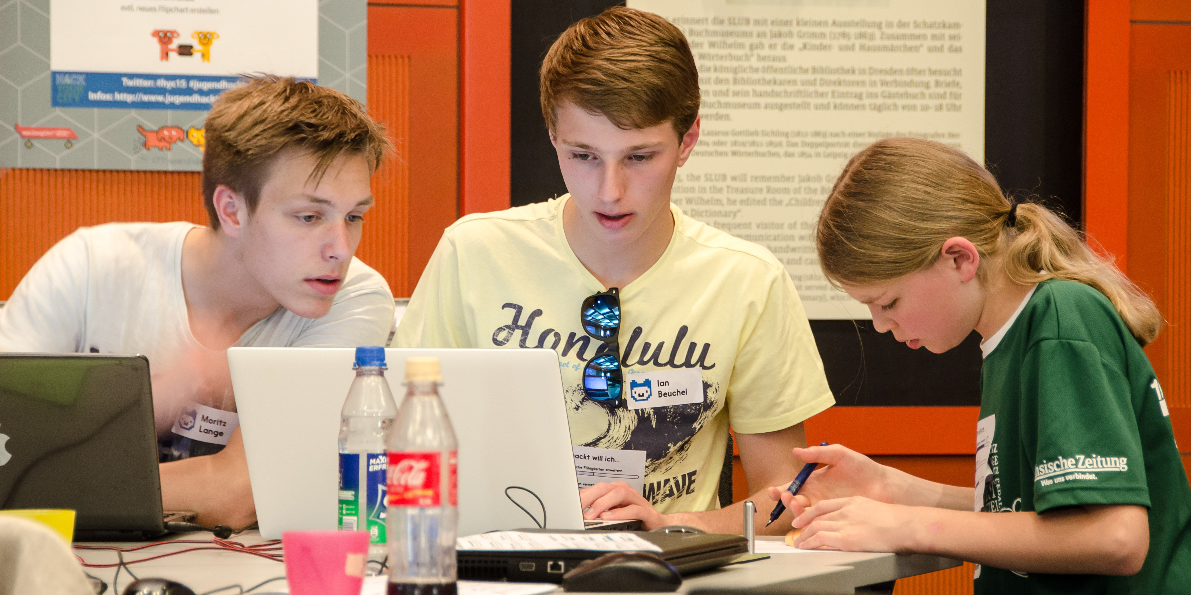 DSC_7200 (adapted) (Image by Open Knowledge Foundation Deutschland [CC BY-SA 2.0] via Flickr)