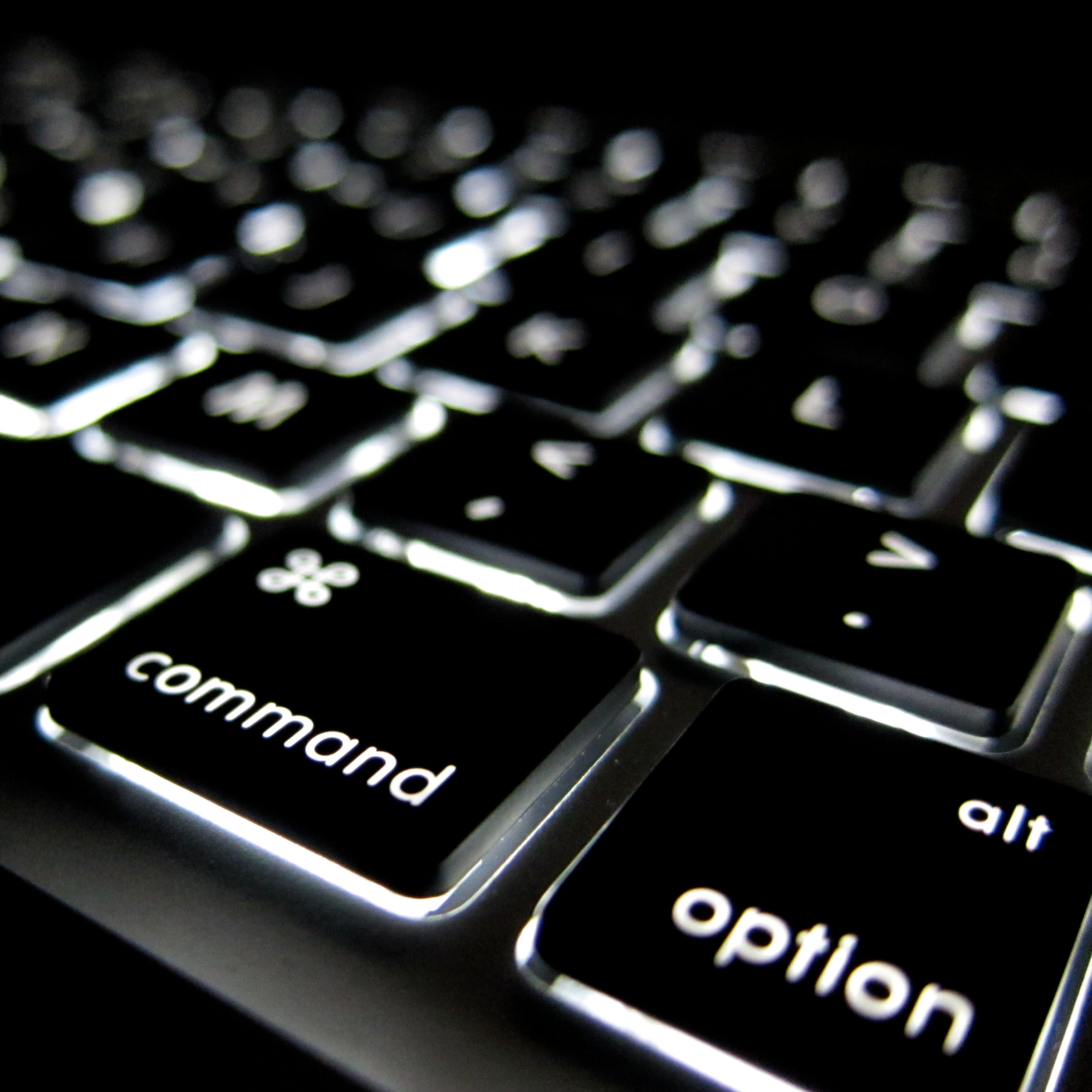 Lighted Keyboard 2 (adapted) (Image by Eric Norris [CC BY 2.0] via Flickr)