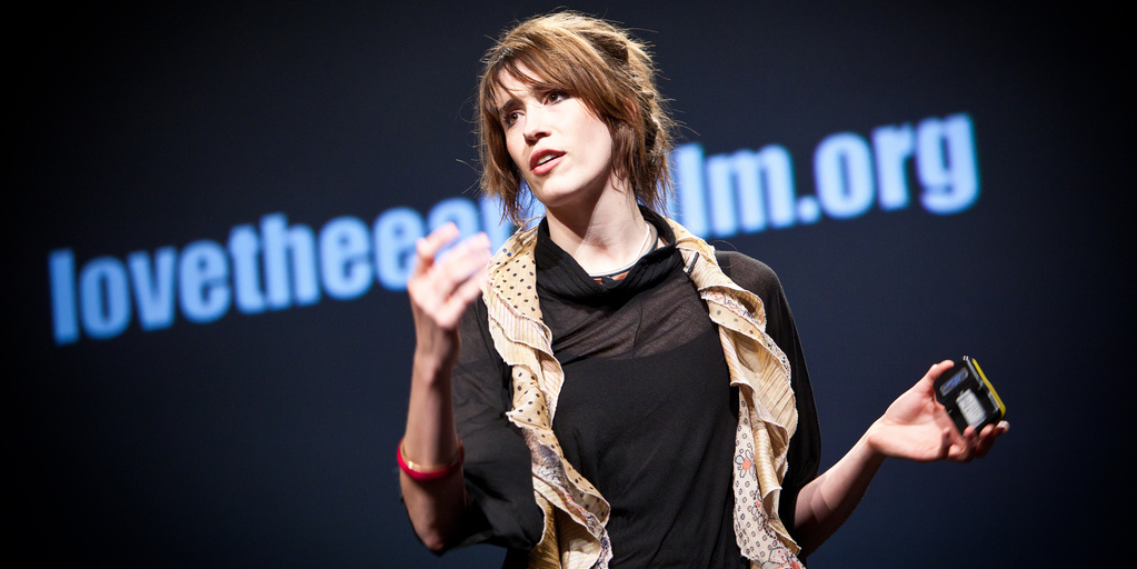 Imogen Heap (image (adapted) by PopTech [CC BY-SA 2.0] via flickr)