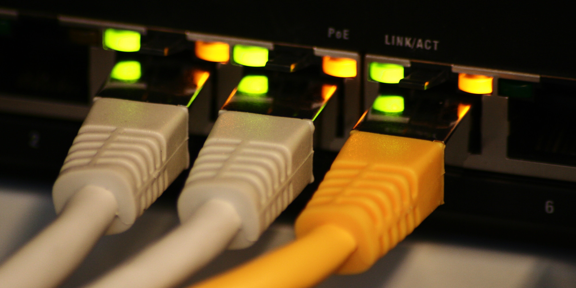 Networking Switch (adapted) (Image by @felixtriller [CC BY 2.0] via Flickr)