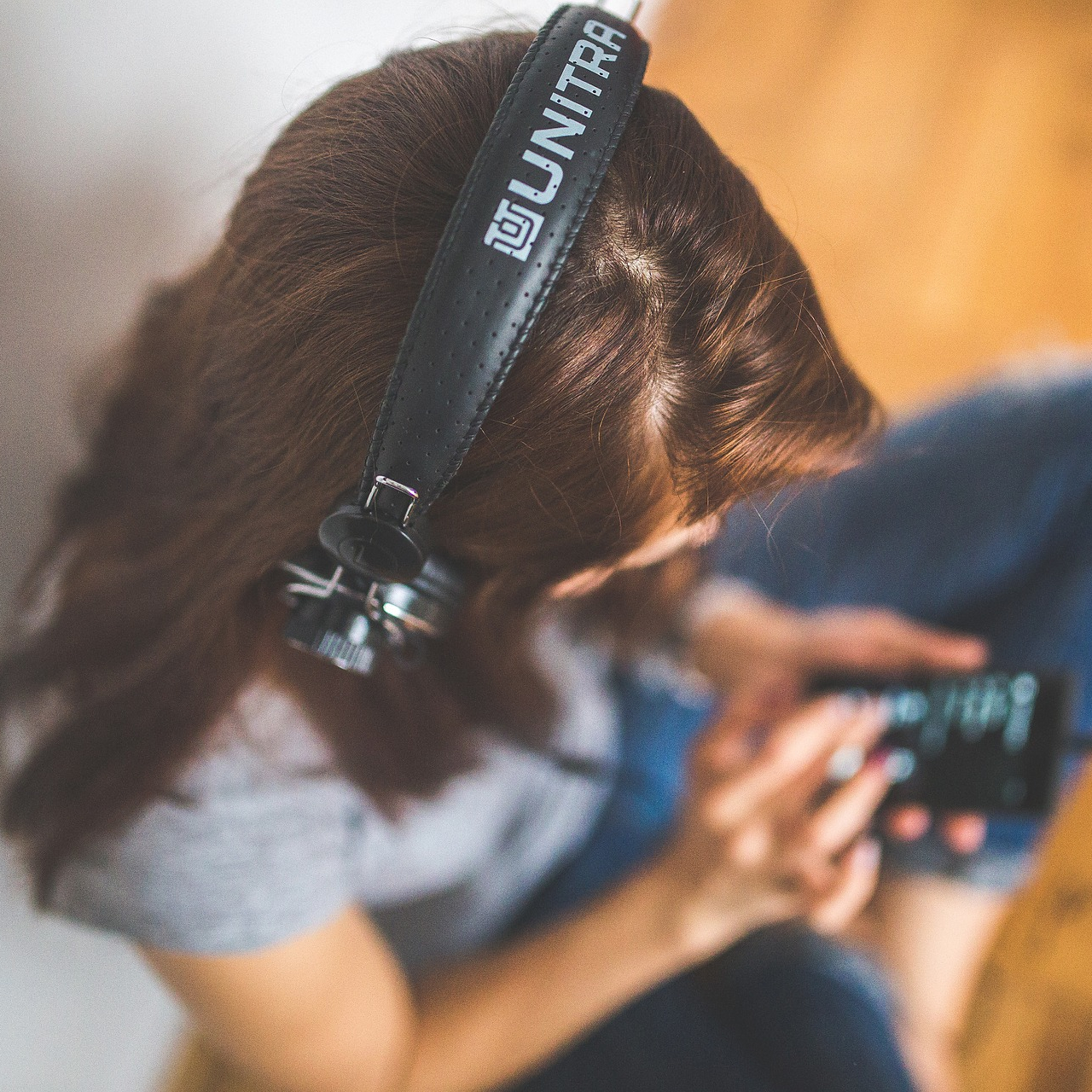 Playlisten sortieren nicht nur unsere Musik (Image by kaboompics [CC0 Public Domain], via Pixabay)