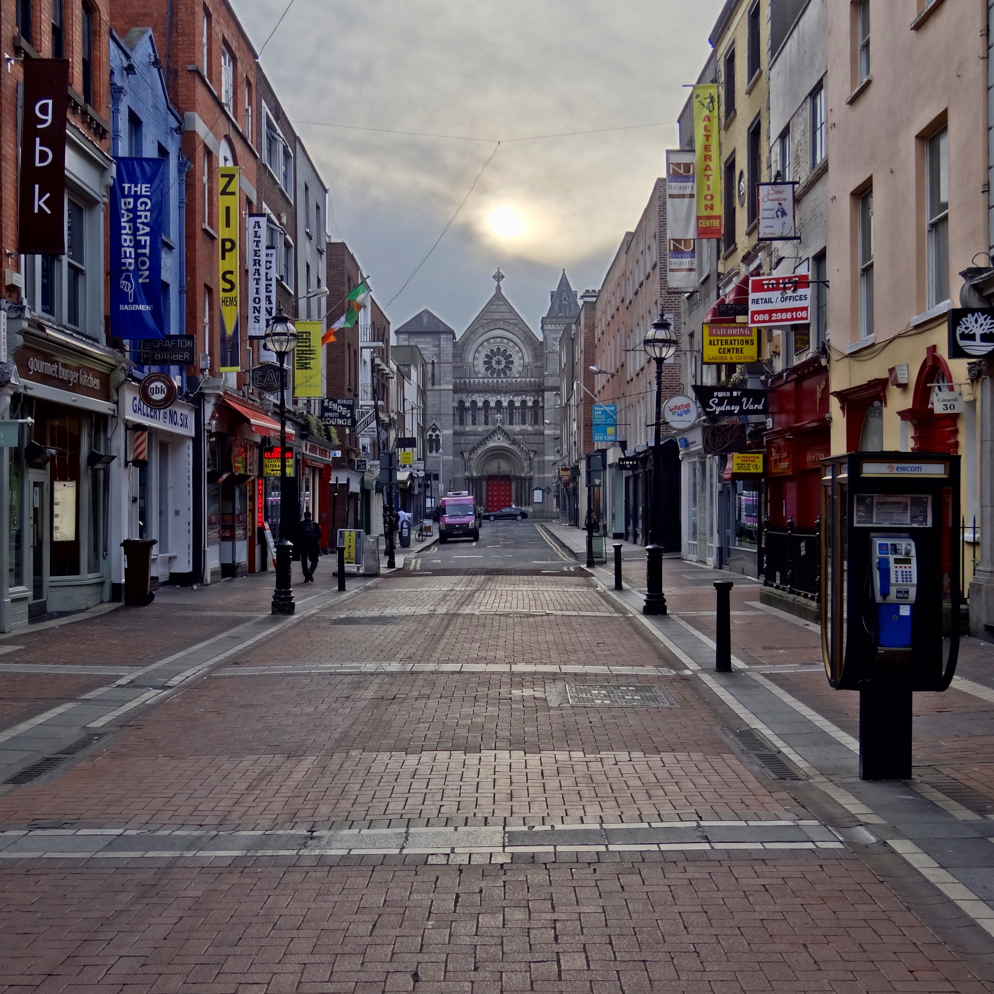 St. Anns Church in Dublin (image by Bjørn Christian Tørrissen [CC BY-SA 3.0] via Wikipedia)