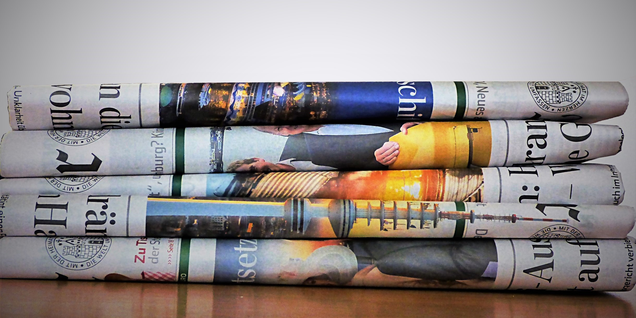 Newspaper (image by bykst [CC0 Public Domain] via Pixabay)2-1