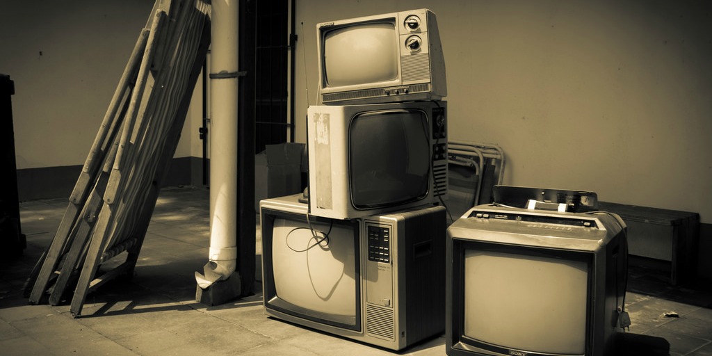 old tv stuff (adapted) (Image by Gustavo Devito [CC BY 2.0] via flickr)