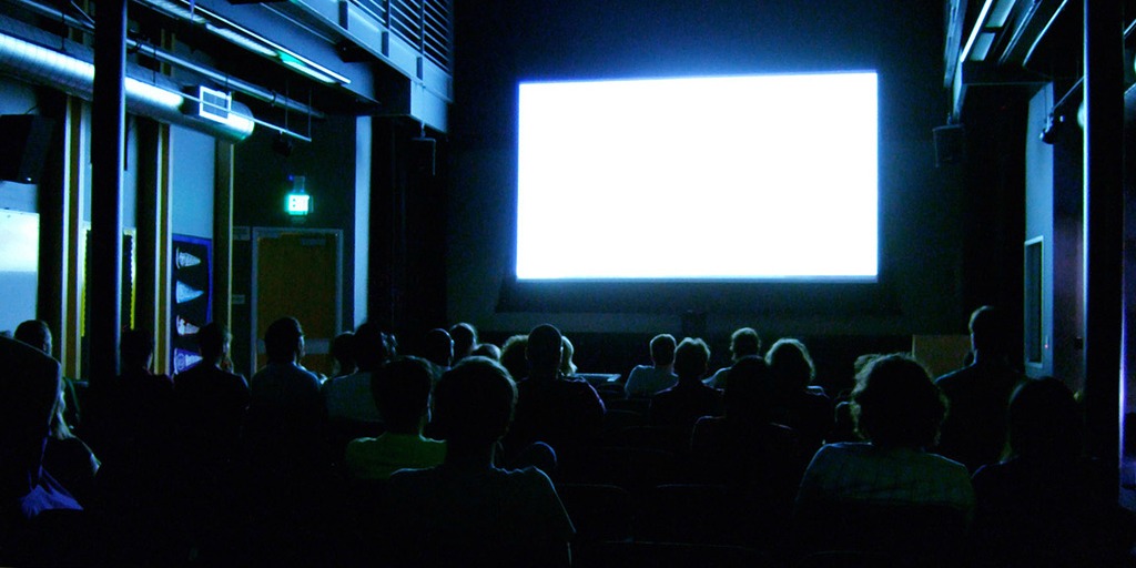 Watching a blank screen (adapted) (Image by Kenneth Lu [CC BY 2.0] via flickr)