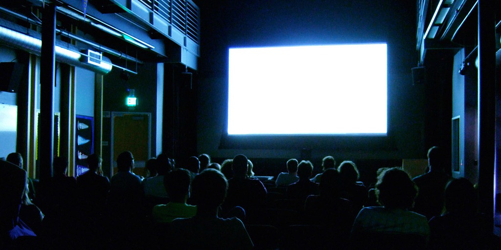 Watching a blank screen (adapted) (Image by Kenneth Lu [CC BY 2.0] via flickr)