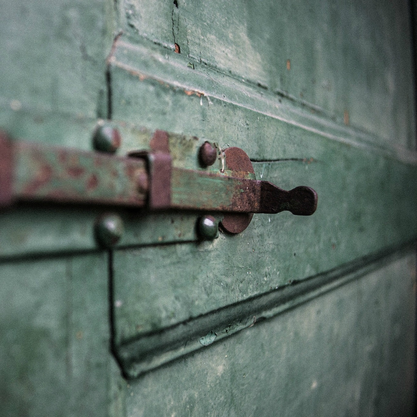 Secret (adapted) (Image by Sebastiano Terreni [CC BY 2.0] via Flickr)