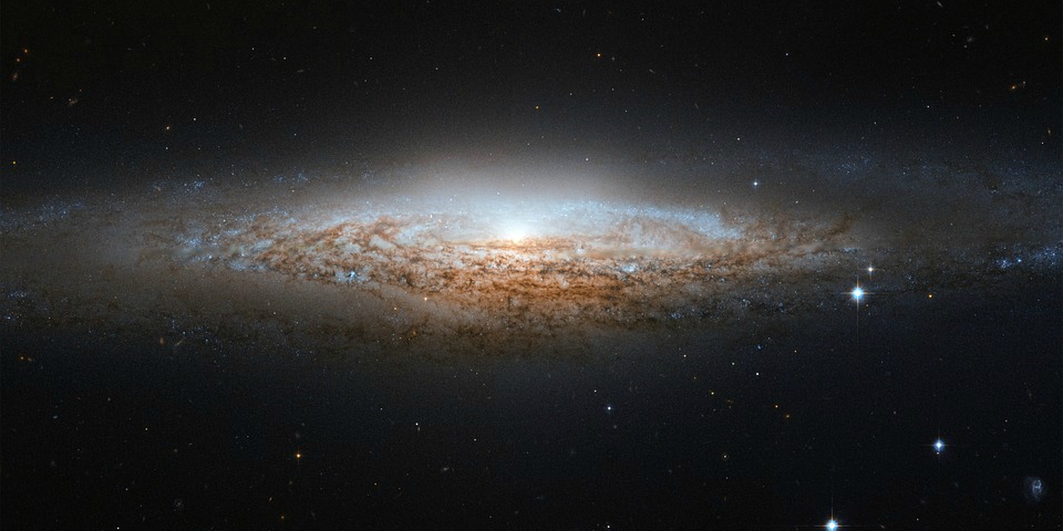 galaxie-sterne-spiralgalaxie (image by wikilmages[CC0] via Pixabay