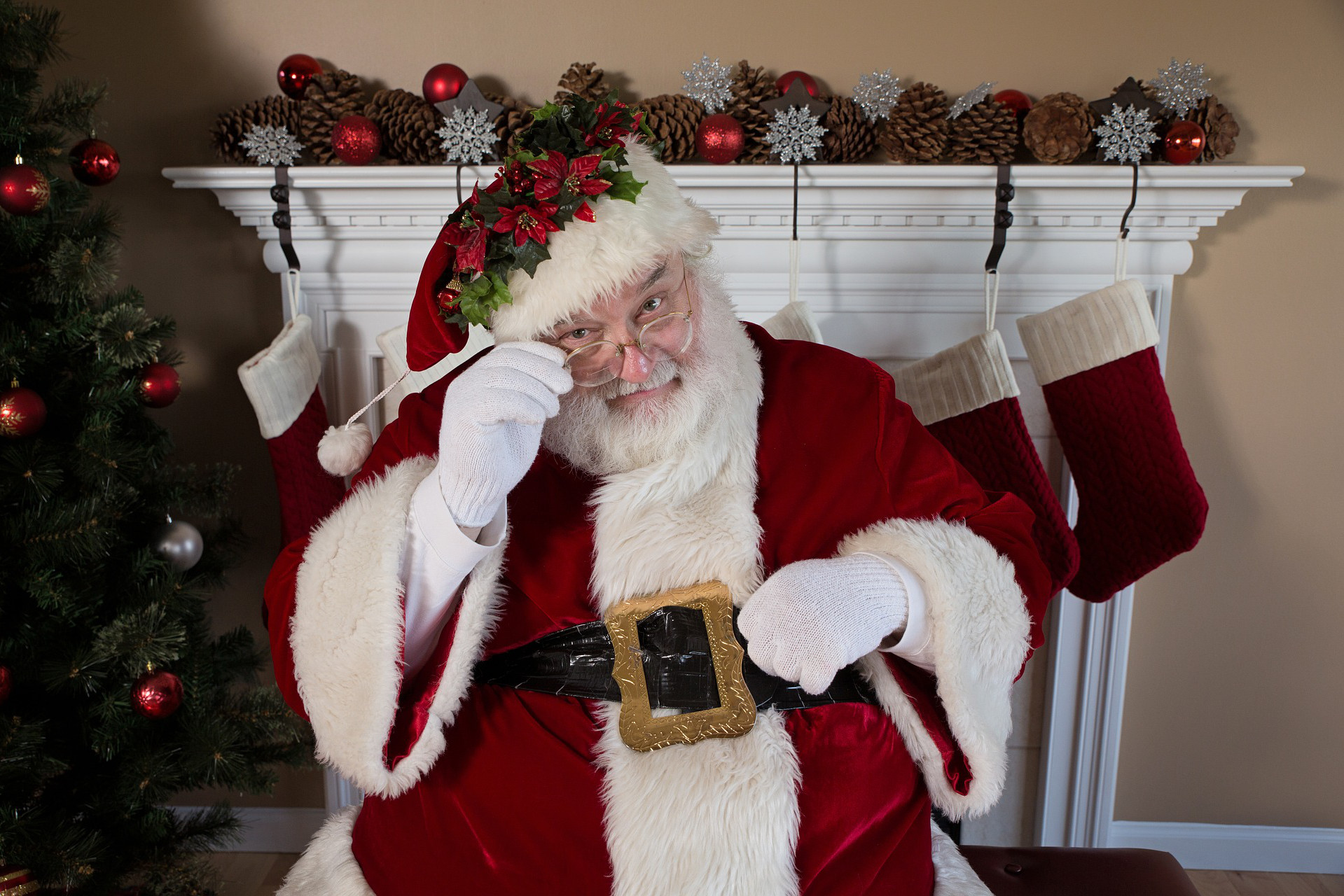 Santa Claus, Weihnachtsmann, Weihnachten, Coca-Cola, Kamin, Weihnachtsbaum, Tannenbaum, Tanne, grün, Grün