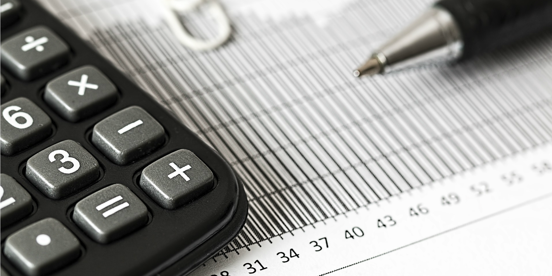 calculator (adapted) (Image by stevepb [CC0 Public Domain] via Pixabay)