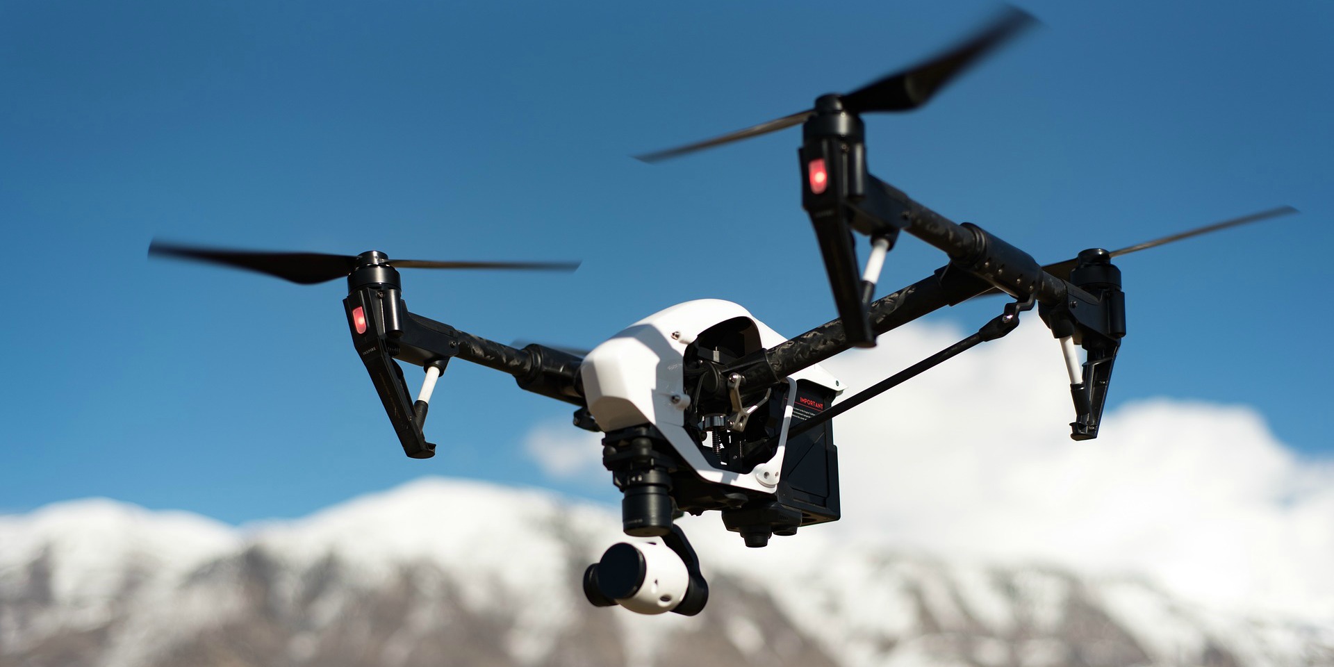 drone (adapted) (Image by Unsplash [CC0 Public Domain] via Pixabay)