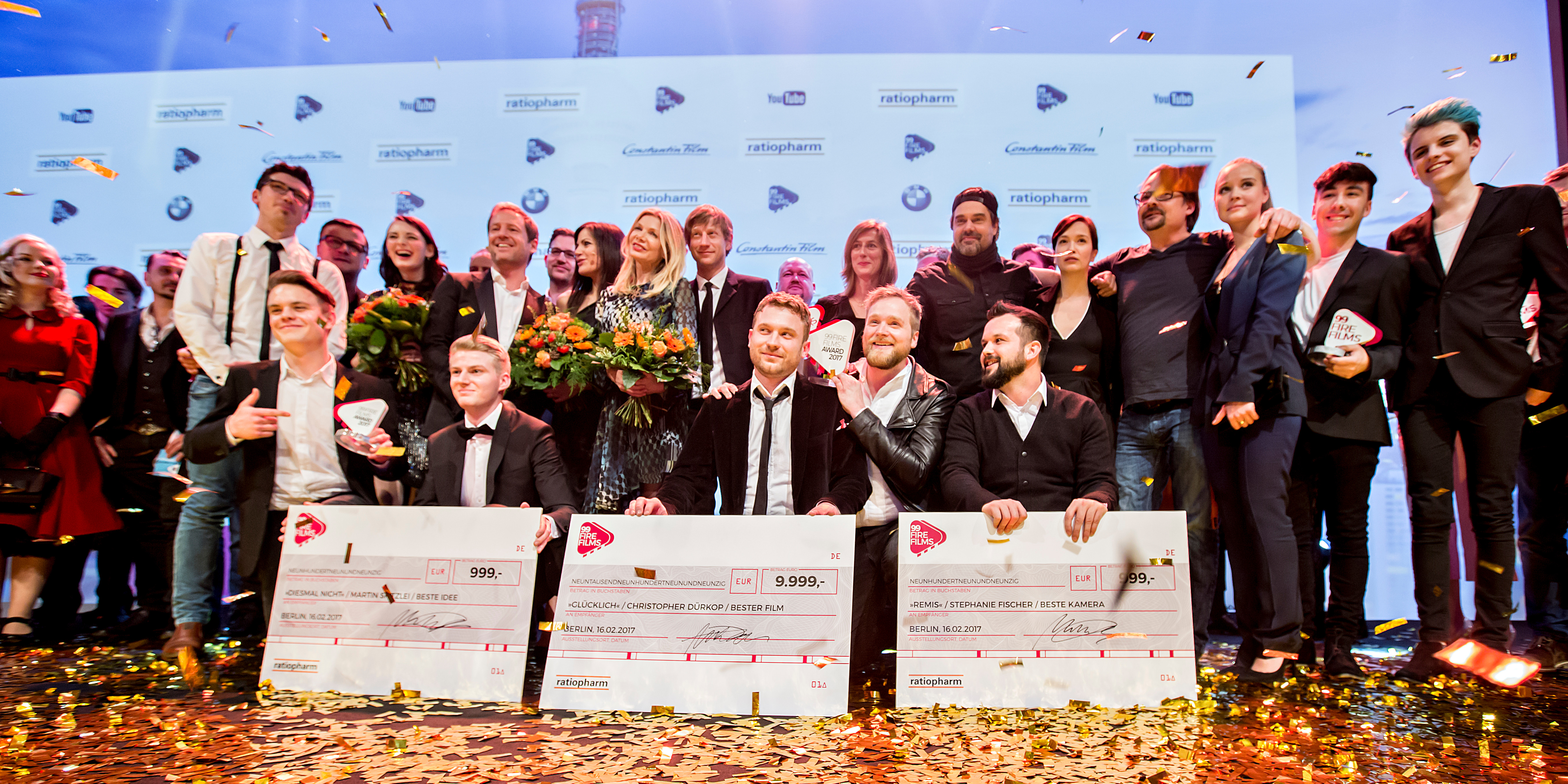 [Gewinner_Goldregen_Gruppenfoto 2] (adapted)