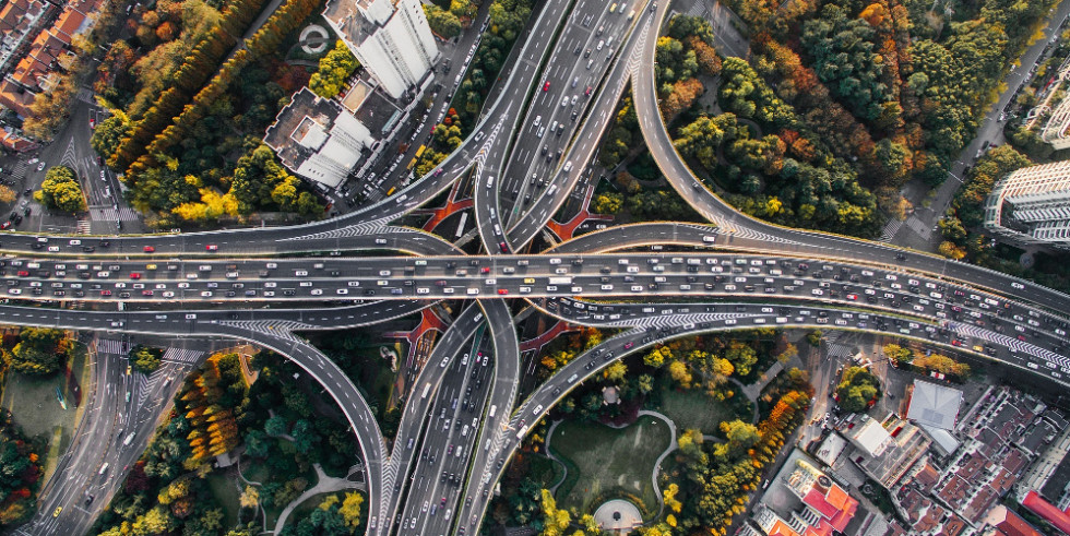 Autos-adapted-Image-by-Pexels-CC0-Domain-via-Pixabay-e1505816357754