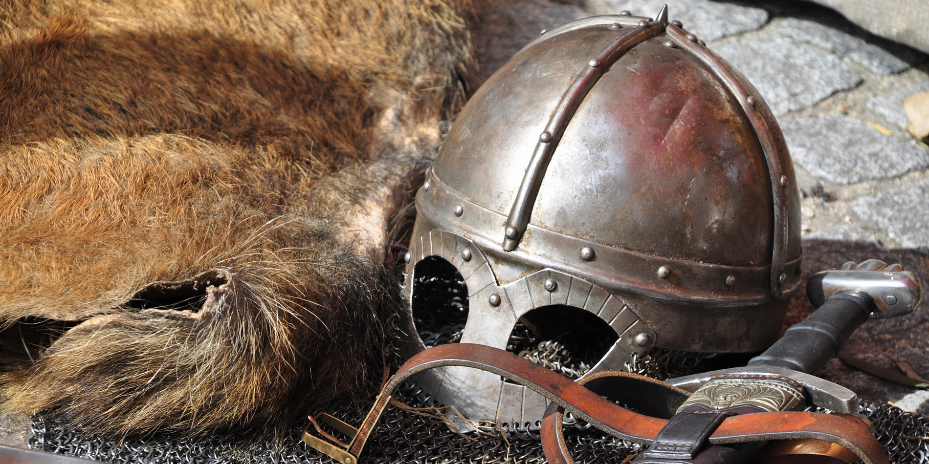 Ritter (adapted) (Image by NadineDoerle [CC0 Public Domain] via Pixabay)
