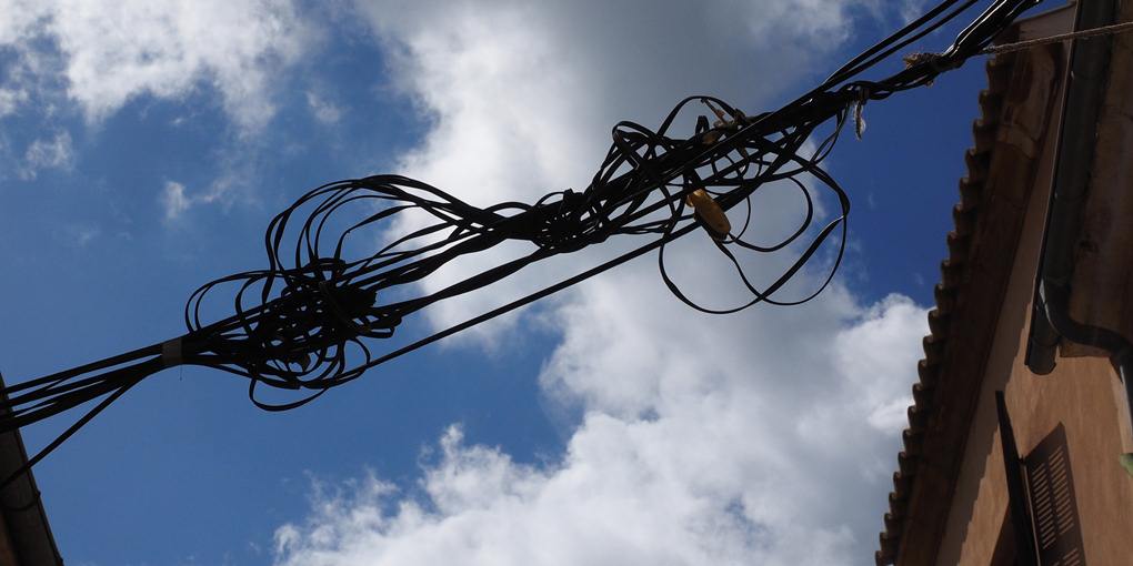 Cable (Image by Hans [CC0 Public Domain], via Pixabay
