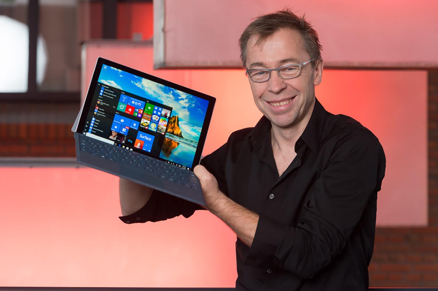 Ralf Groene mit Surface Pro