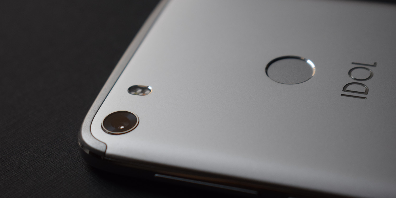 Alcatel Idol 5 (Image by Anne Jerratsch)