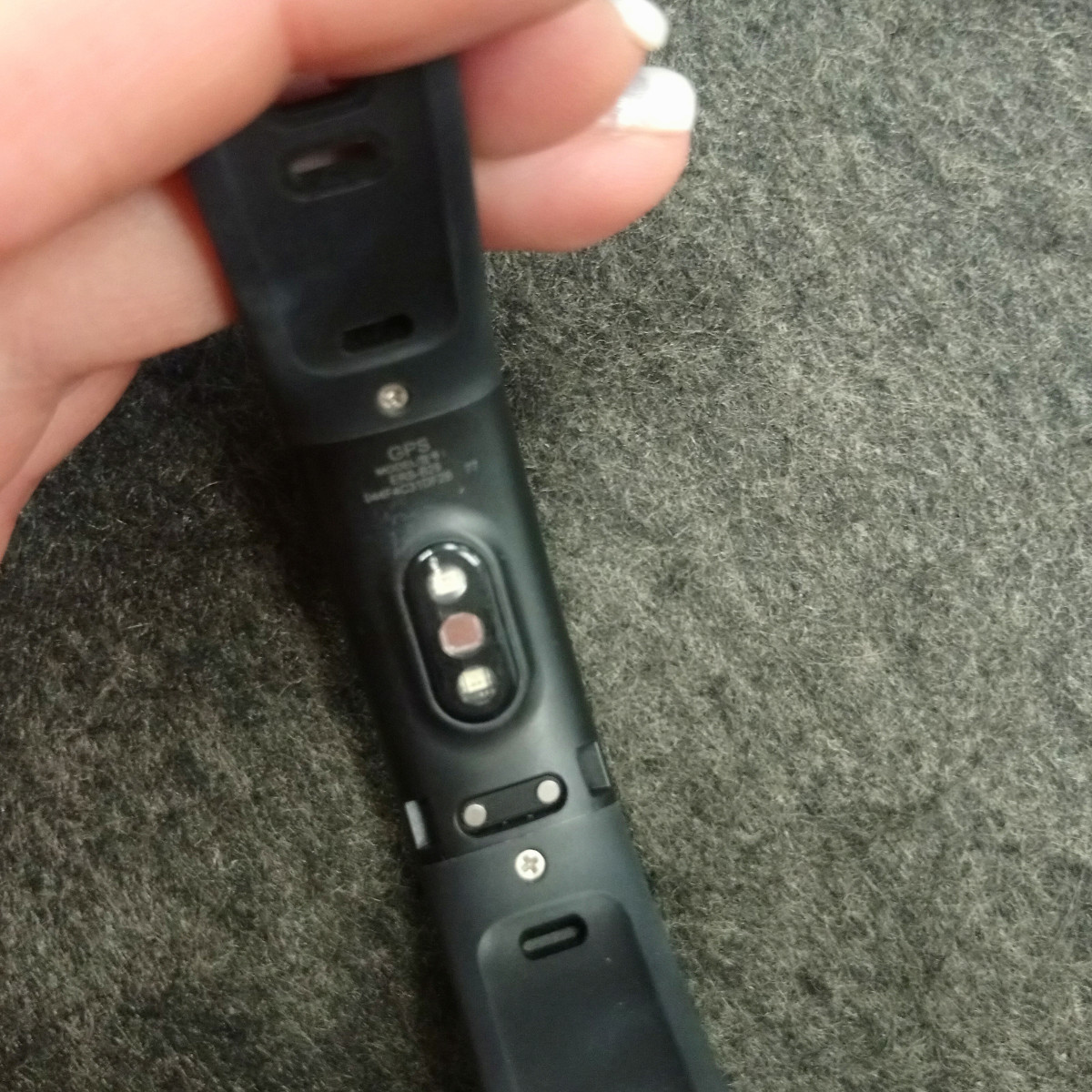 Huawei Band 2 Pro - Sensoren (Image by Jennifer Eilitz)