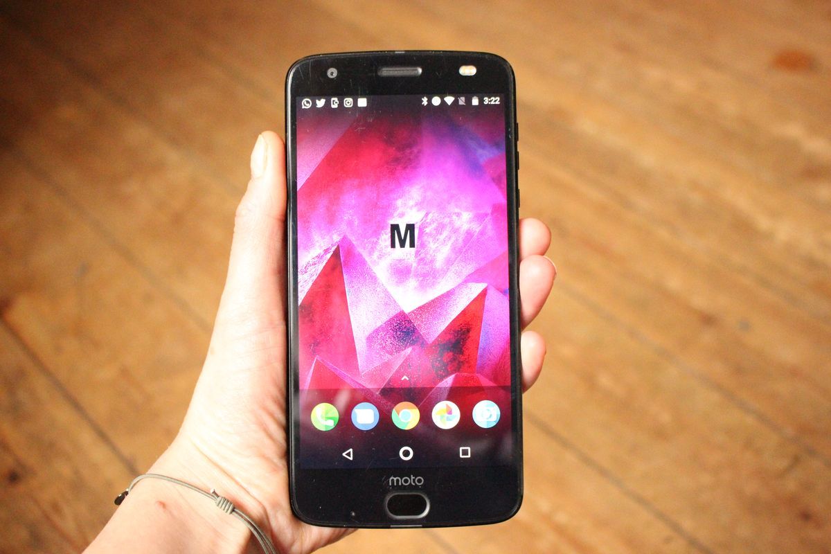 7IMG_7476Motorola-moto-z2-Force-Motorola-moto-z2-Force-
