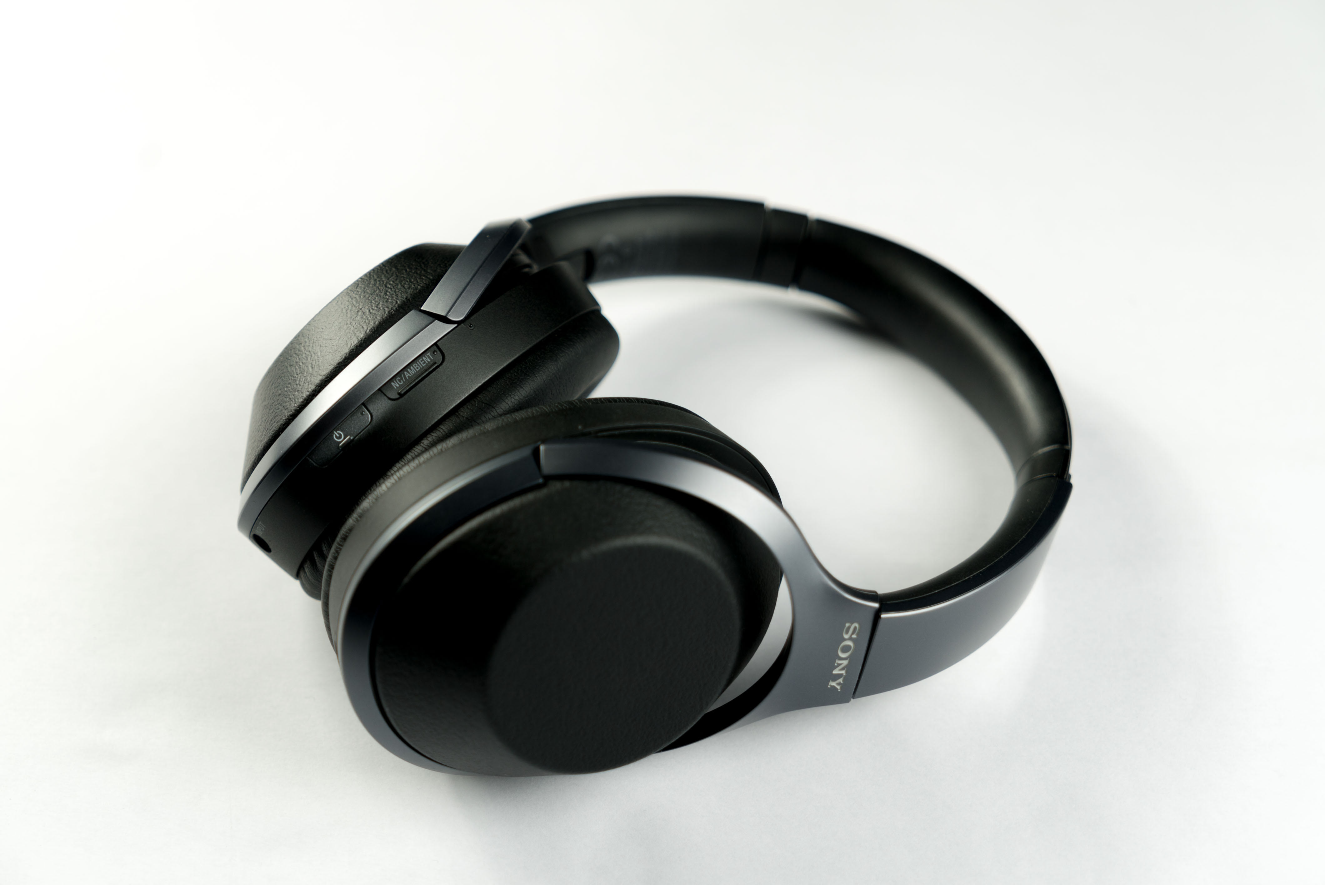 Sony-WH-1000XM2