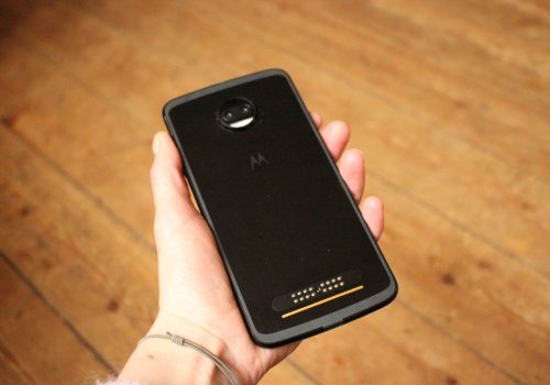 pins_7478Motorola-moto-z2-Force-