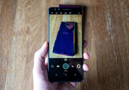 HTC U12+ Edge Sense 2