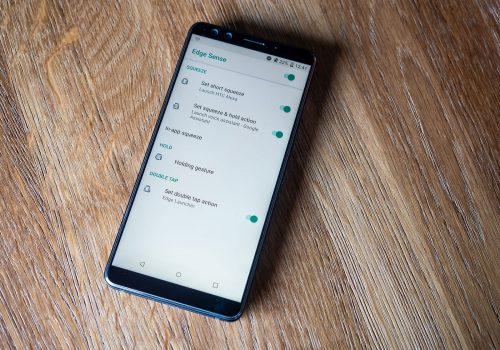 HTC U12+ Edge Sense 2
