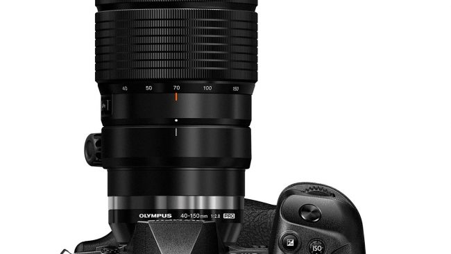 Olympus OM-D E-M1X von oben mit 40-150mm