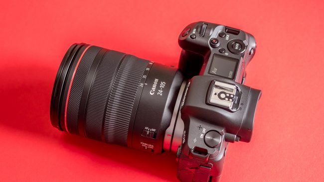 Canon EOS R im Test seitlich oben