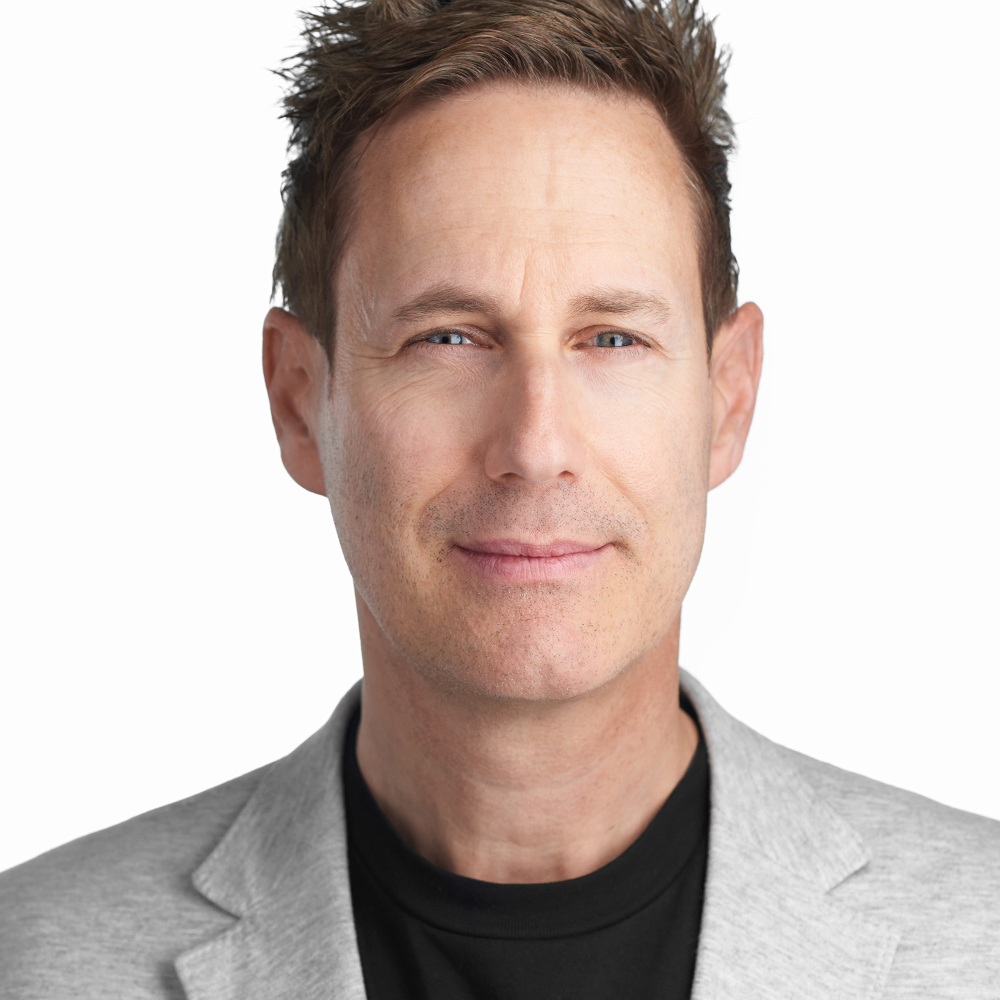 Dr. Lars Janzik CEO / Image by Chris Marxen Marxen Headshots Berlin