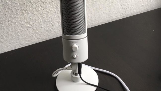 Razer Seiren X Aufnahme von Vorne / Image by Moritz Stoll