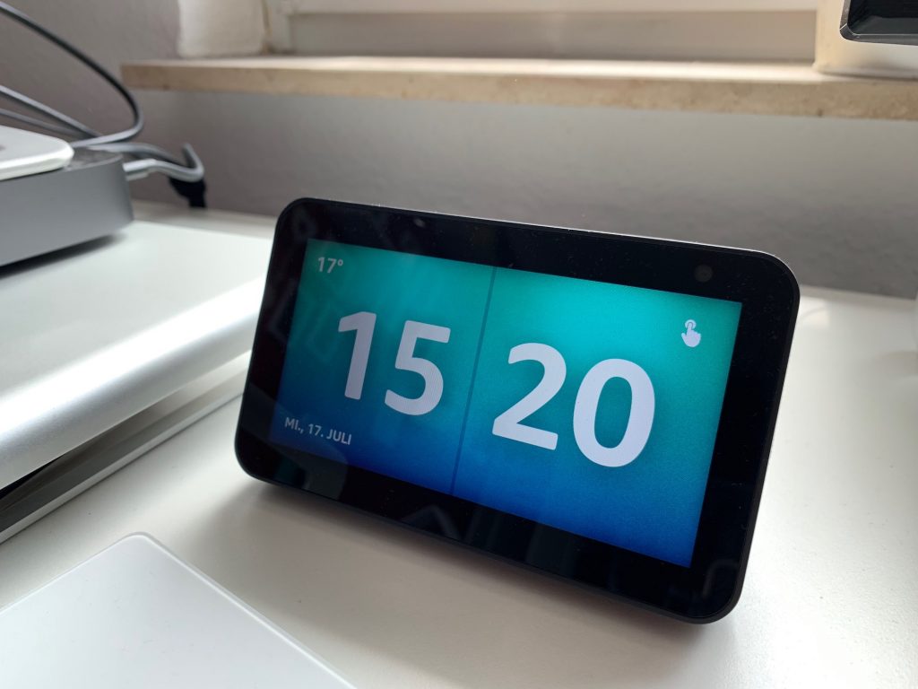 Der Echo Show 5 in der Frontansicht