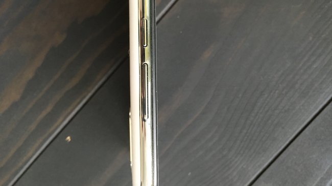 Die Seite des GS290 / Image by Moritz Stoll