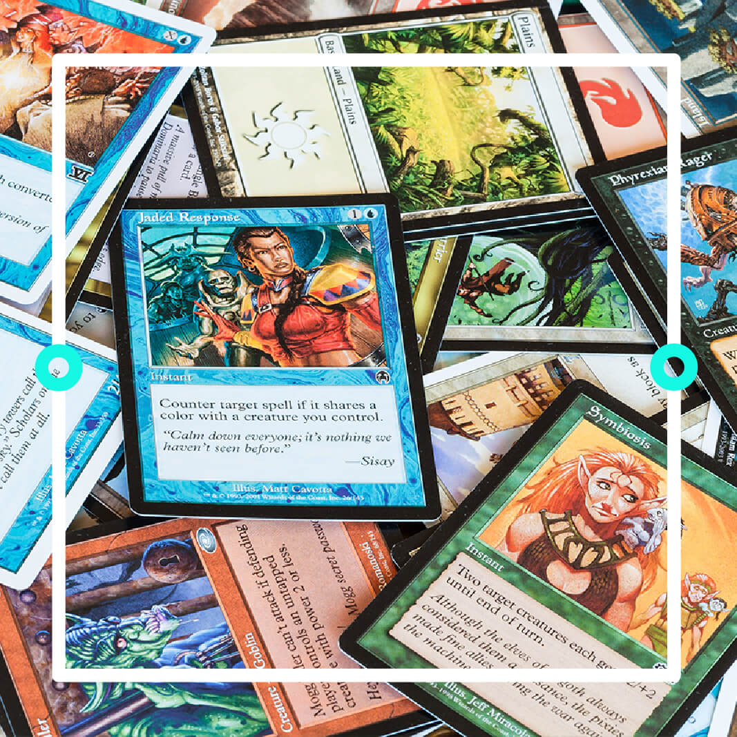 Das Bild zeigt mehrere Karten aus MTG Arena