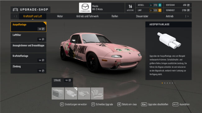 Der Upgrade-Bildschirm für Autos. Upgrades werden hier mit Punkten freigeschaltet. Das Spielerauto ist ein Mazda MX-5 mit einer Lackierung aus dem Anime Spy x Family.